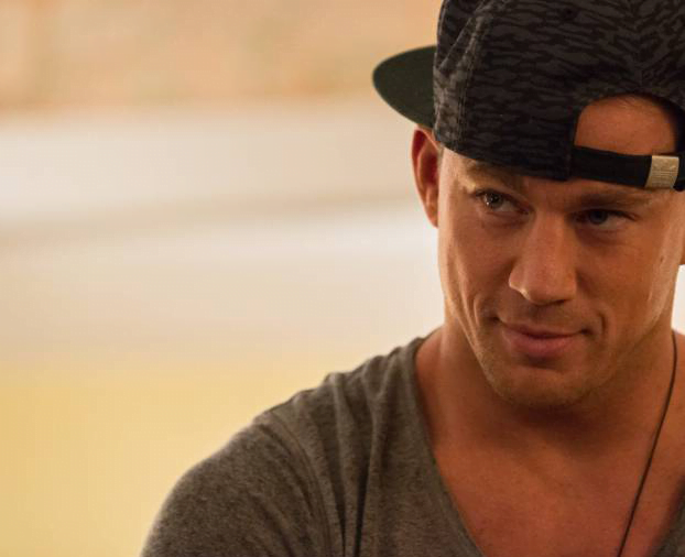 10 indices que ce mec est la bête sur le lit