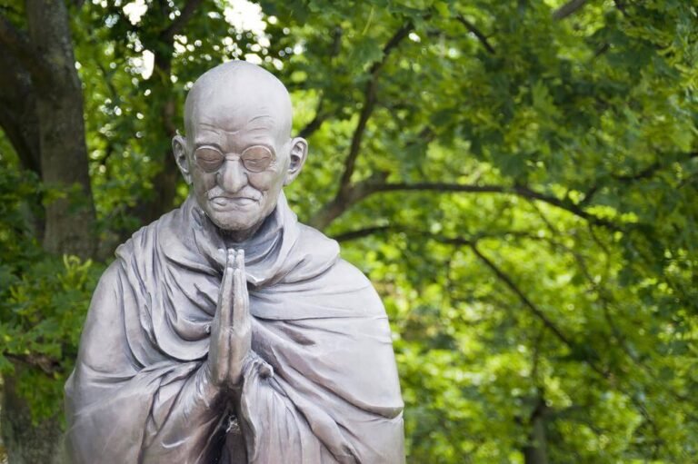 Les 6 réflexions de Gandhi sur la création d&rsquo;un monde meilleur