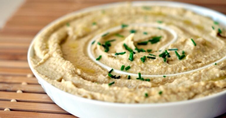 Le houmous peut réduire le risque de cancer de 50%! Une recette créative qui peut être complétée avec seulement quelques ingrédients …