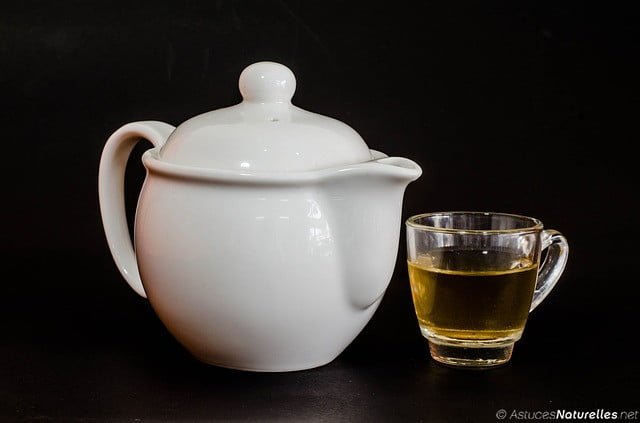 Boire du thé au thym tous les matins peut aider à soulager la fibromyalgie, la thyroïdite de Hashimoto, la polyarthrite rhumatoïde, le lupus et la sclérose en plaques!