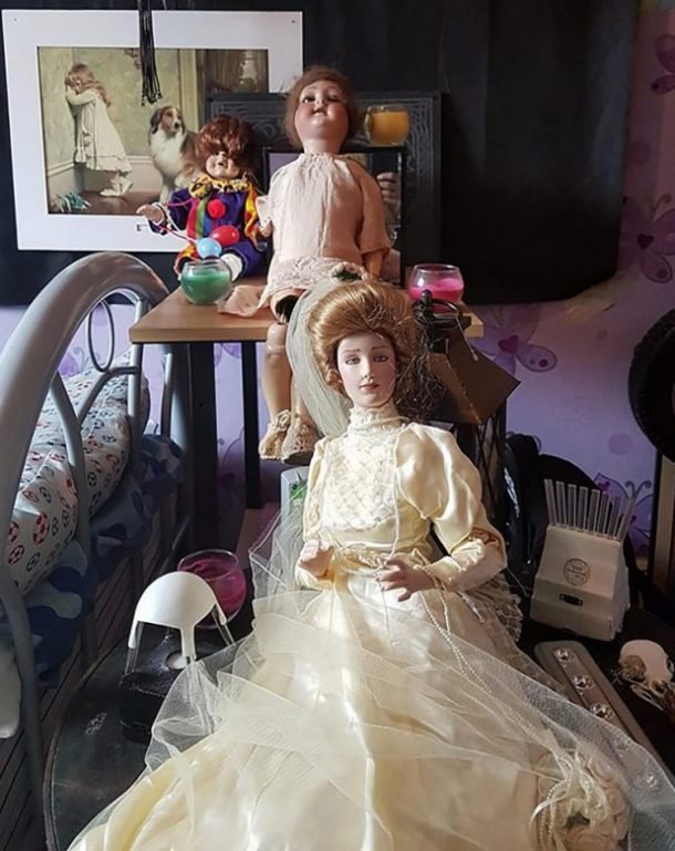 Elle a acheté une poupée qu&rsquo;elle possédait sur Ebay, et ce qui est arrivé à son père était inexplicable …