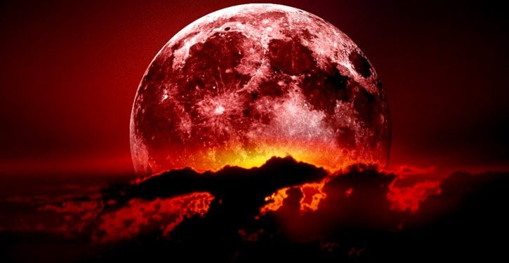 La plus longue éclipse lunaire du siècle combinée à la lune de sang pour se préparer à un transfert d&rsquo;énergie à grande échelle