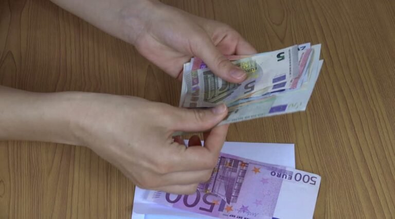 Comment attirer de l&rsquo;argent dans votre vie grâce au flux d&rsquo;énergie