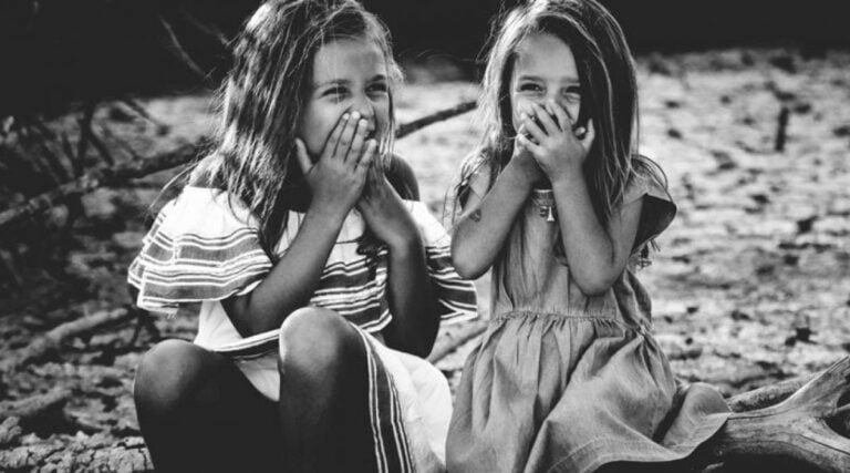 La science prouve qu&rsquo;une sœur fait de vous une meilleure personne