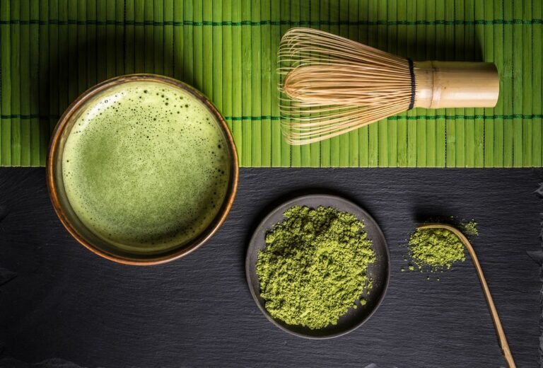 10 avantages pour la santé incroyables de la poudre de thé vert Matcha