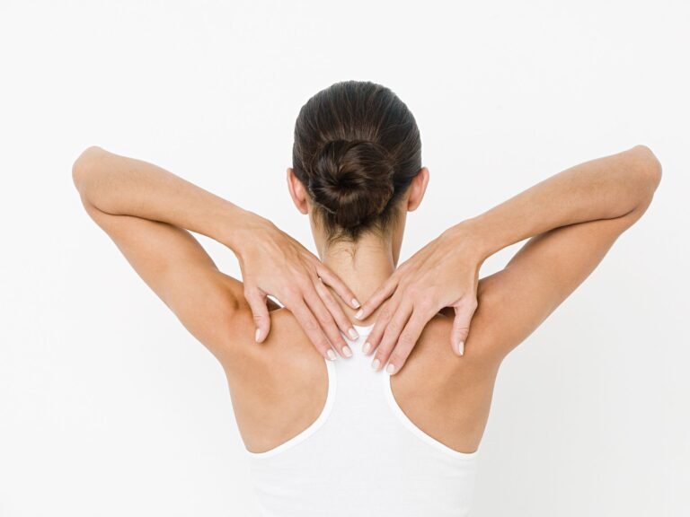 3 exercices faciles pour votre cou, vos épaules et votre dos